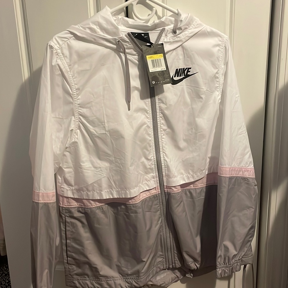 Brand new Nike windbreaker
